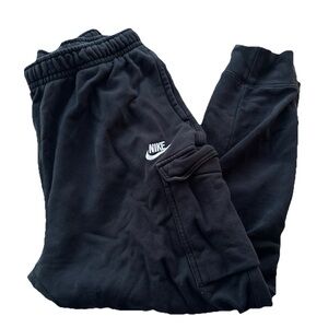 Nike Men's Black Fleece Cargo Jogger Pants Size Large Drawstring CD3129-010